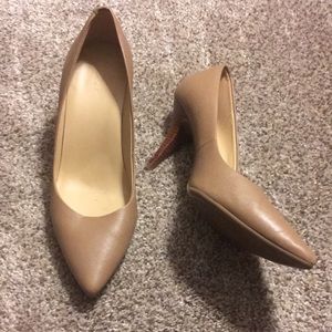 Michael Kors Tan Leather Pointed Toe Heels Pumps Size 9M
